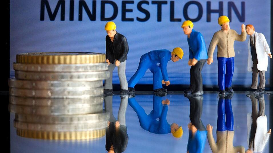 Seit 2015 gilt in Deutschland ein gesetzlicher Mindestlohn - doch bisweilen wird er umgangen. (Symbolbild) Seit 2015 gilt in Deutschland ein gesetzlicher Mindestlohn - doch bisweilen wird er umgangen. (Symbolbild)