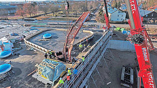 Die Sch&auml;den sind massiv, wie dieses Drohnenfoto veranschaulicht.