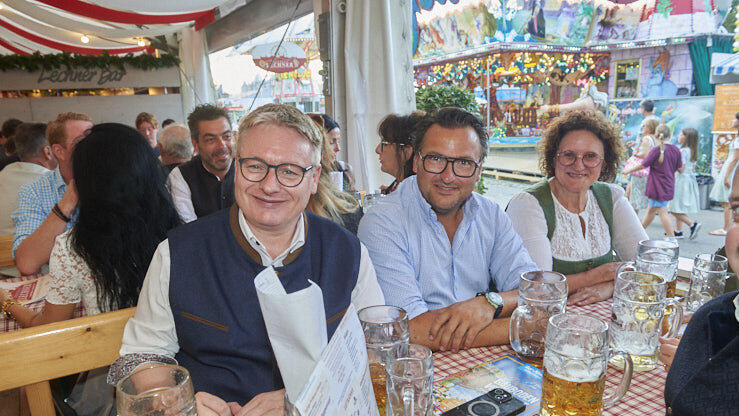 Die Partybilder vom Montag, 10. August, aus dem Festzelt Lechner. Die Partybilder vom Montag, 10. August, aus dem Festzelt Lechner.