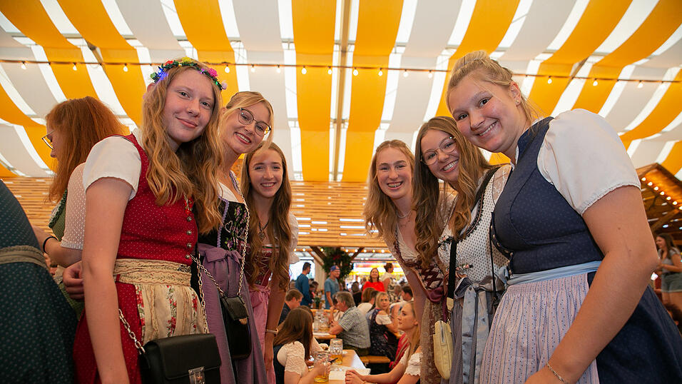 Die Partybilder vom Montag, 22. August 2022, aus dem Festzelt Nothaft.