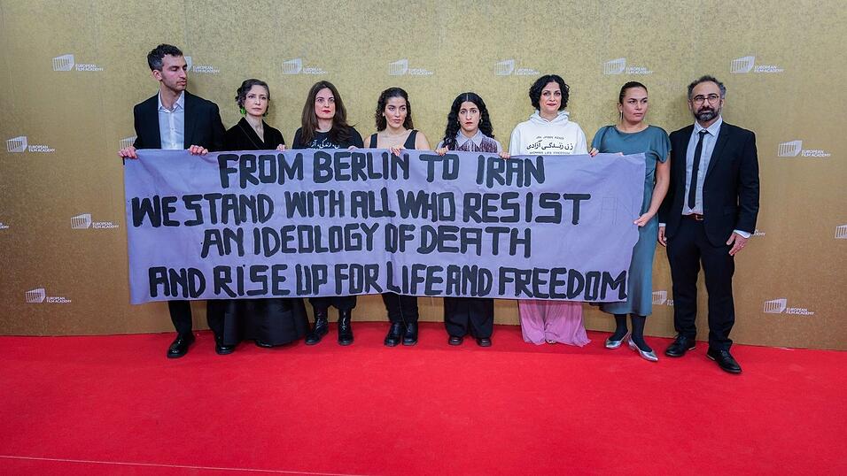 Filmschaffende mit iranischen Wurzeln zeigen ihre Solidarit&auml;t.