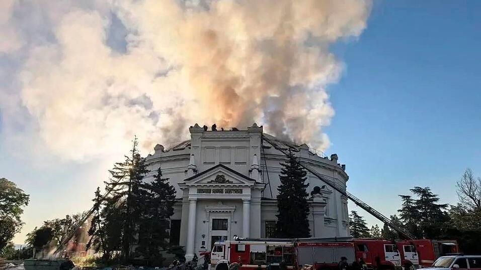In Sewastopol traf ein ukrainischer Drohnenangriff ein Geschichtsmuseum. In Sewastopol traf ein ukrainischer Drohnenangriff ein Geschichtsmuseum.