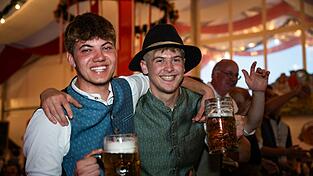 Die Partybilder vom Samstag, 15. August, aus dem Festzelt Greindl. Die Partybilder vom Samstag, 15. August, aus dem Festzelt Greindl.