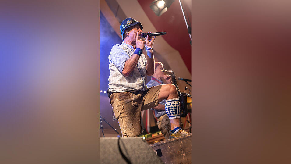 Die Partybilder vom Montag, 18. August, aus dem Festzelt Krönner. Die Partybilder vom Montag, 18. August, aus dem Festzelt Krönner.