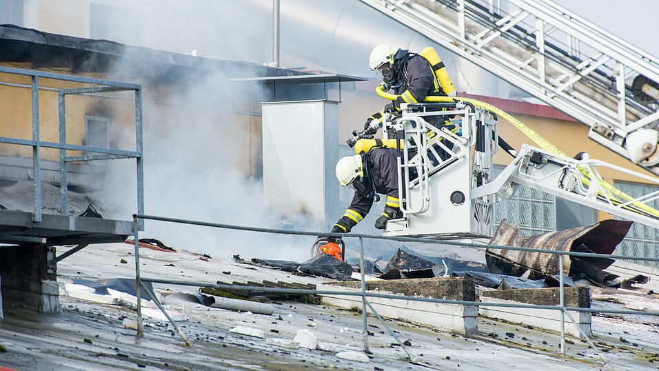 Bei dem Brand in der Irlbacher Schlossbrauerei entstand ein Millionenschaden. Foto: Mathias Adam