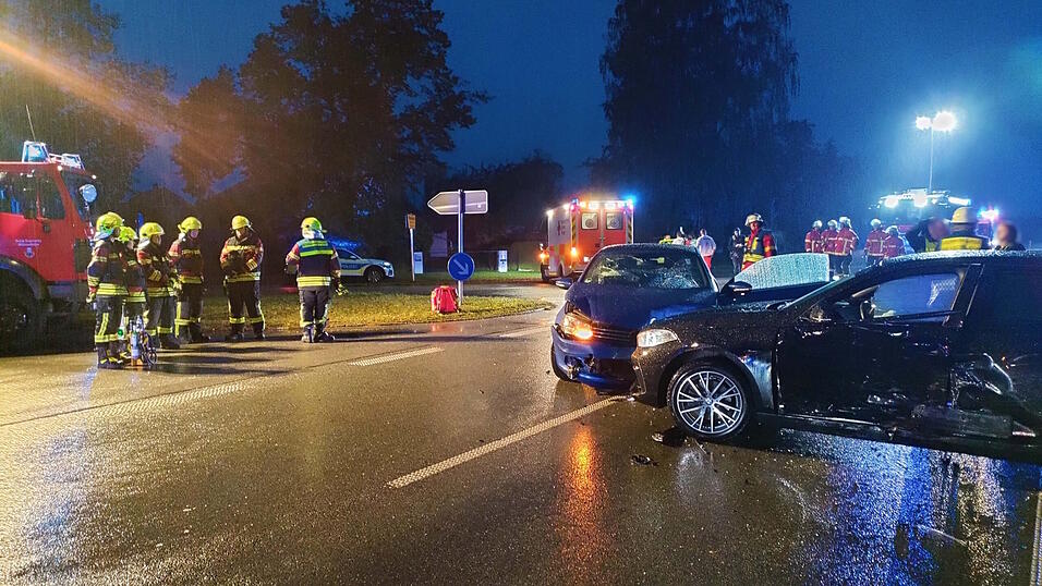 Am Freitagmorgen hat es auf der B15 bei Vilsheim gekracht.&nbsp;