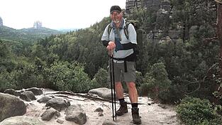 Der ehemalige Journalist Sebastian Schoepp hat vor 15 Jahren das Wandern durch deutsche Mittelgebirge für sich entdeckt. In seinem Buch Seelenpfade erzählt er, wie sich seine Einstellung zum Leben durch das Wandern verändert hat.