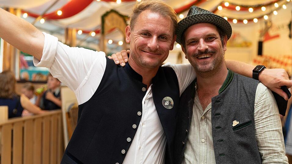 Die Partybilder vom Sonntag, 9. August, aus dem Festzelt Greindl. Die Partybilder vom Sonntag, 9. August, aus dem Festzelt Greindl.