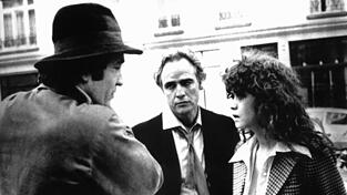 Bernardo Bertolucci (links) mit Marlon Brando und Maria Schneider bei den Dreharbeiten zu Film 'Der letzte Tango in Paris'