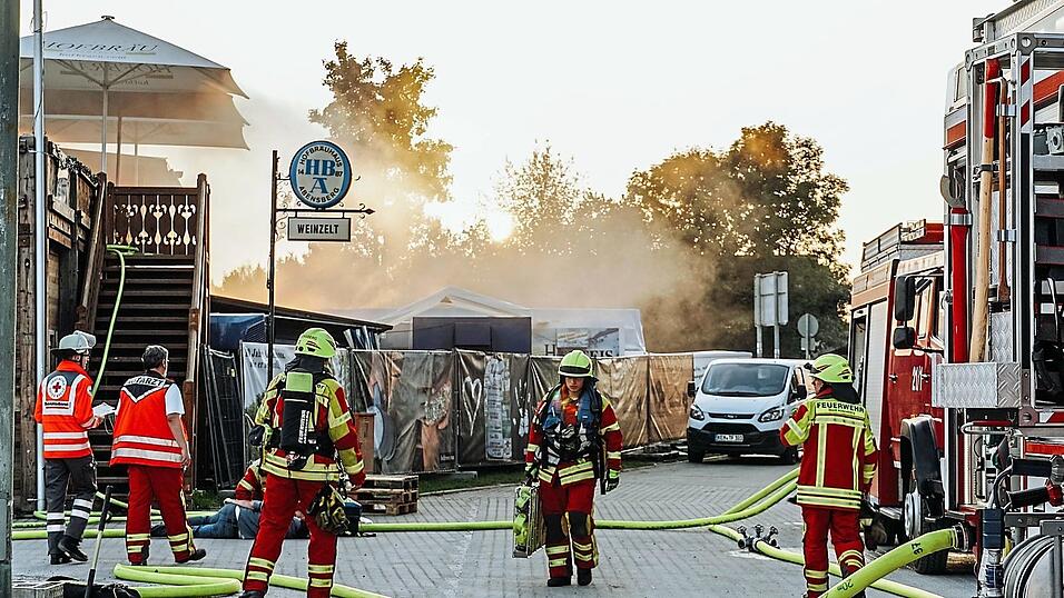Auf der Abensberger Gillamooswiese wird am 29. August die Katastrophenschutzübung „Ägidius“ mit zahlreichen Einsatzkräften stattfinden. Der Bereich um die Gillamooswiese wird gesperrt. Auf der Abensberger Gillamooswiese wird am 29. August die Katastrophenschutzübung „Ägidius“ mit zahlreichen Einsatzkräften stattfinden. Der Bereich um die Gillamooswiese wird gesperrt.