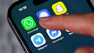 Da er unbedacht verbotene Bilder auf das Handy der Freundin sendete, muss sich nun ein ehemaliger Berufssch&uuml;ler aus dem Landkreis vor Gericht verantworten.