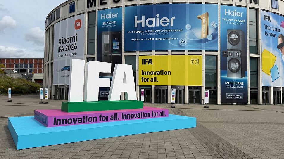 Auf der Technikmesse IFA in Berlin sind die neuesten Tech-Trends zu sehen. Auf der Technikmesse IFA in Berlin sind die neuesten Tech-Trends zu sehen.