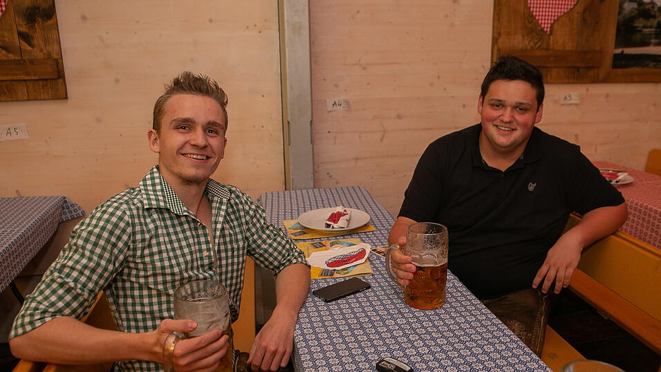 Die Partybilder von Sonntag, 21. August 2022, aus dem Festzelt Greindl.