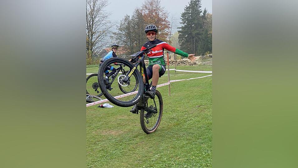'Wheelies', 'Stoppies' und 'Bunny Hops' waren nach der Zieldurchfahrt der Besten obligatorisch.
