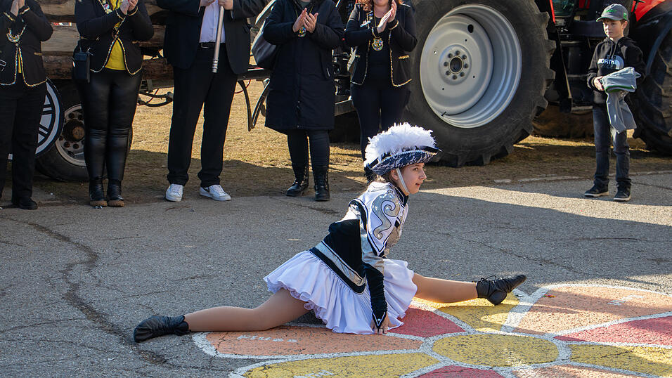 Am Samstag fand der Faschingsumzug in Otzing (Kreis Deggendorf) statt. Am Samstag fand der Faschingsumzug in Otzing (Kreis Deggendorf) statt.