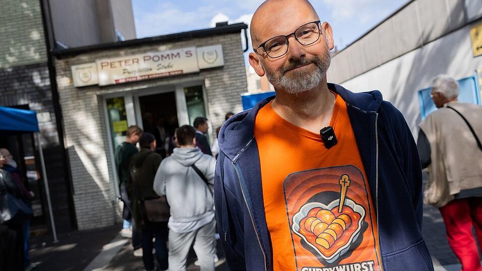 Autor Gregor Lauenburger ist sicher: Peter Hildebrand - genannt Peter Pomm - hat als erster Currywurst serviert.
