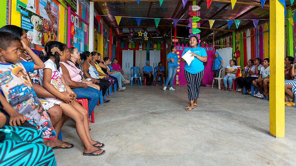 &bdquo;Wir m&uuml;ssen uns zusammentun und uns wehren&ldquo;: Franchelis Pana Epiayu bei einem Workshop.