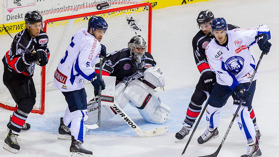 Nach dem knappen 5:4 Sieg gegen Nürnberg treffen die Kroaten im Finale am Sonntag auf die Augsburger Bezwinger der anderen Tigers. (Fotos: Harry Schindler) Nach dem knappen 5:4 Sieg gegen Nürnberg treffen die Kroaten im Finale am Sonntag auf die Augsburger Bezwinger der anderen Tigers. (Fotos: Harry Schindler)