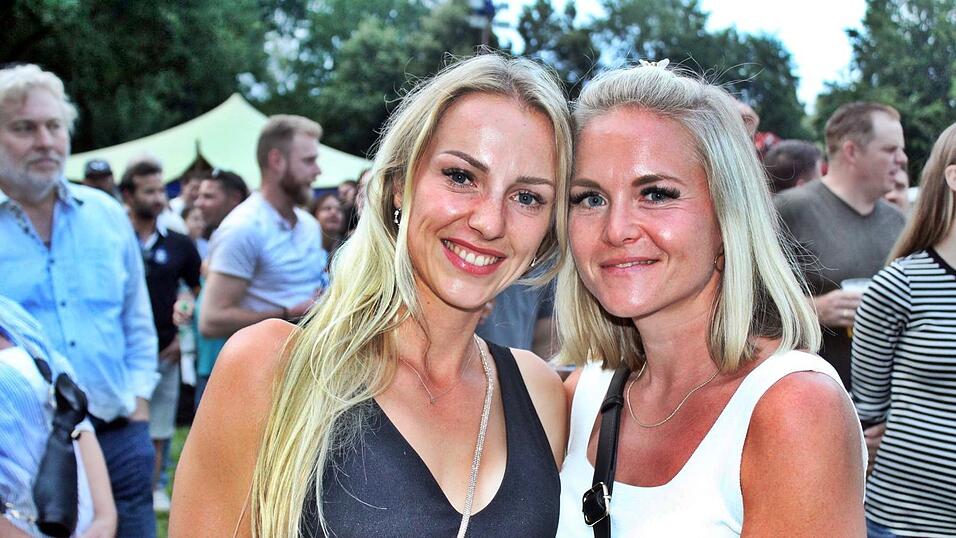 Fotos des&nbsp;ersten Open-Air-Abends auf der Ringelstecherwiese.&nbsp;