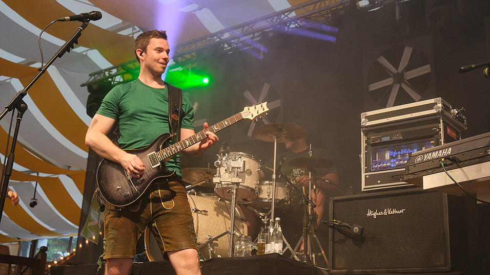 Die Partybilder vom Mittwoch, 16. August 2023, aus dem Festzelt Nothaft. Die Partybilder vom Mittwoch, 16. August 2023, aus dem Festzelt Nothaft.