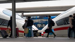 Besonders viel Reiseverkehr erwartet die Deutsche Bahn am Pfingstwochenende.