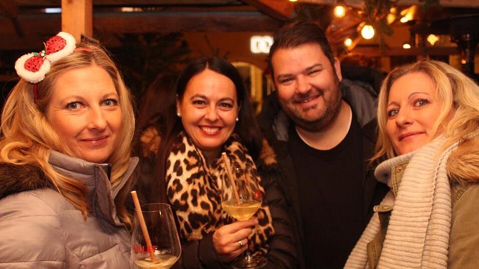 In Landshut lockten am Wochenende der Kunsthandwerkermarkt und die H&uuml;ttengaudi zahlreiche Besucher an.