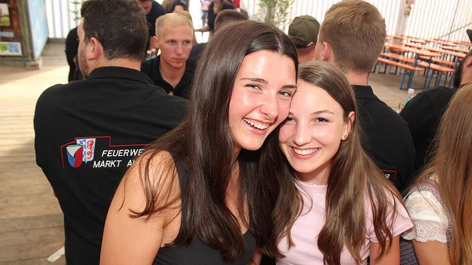 Zur Musik von Headless wurde ausgelassen gefeiert.