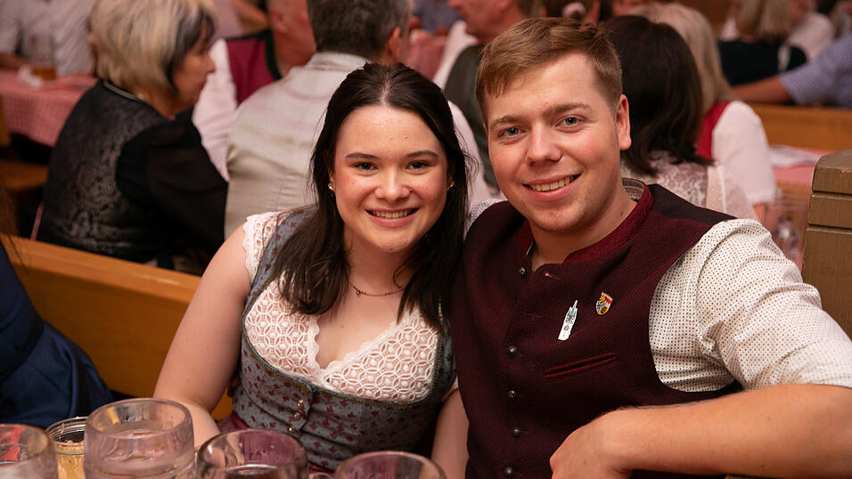 Die Partybilder vom Donnerstag, 14. August, aus dem Festzelt Krönner. Die Partybilder vom Donnerstag, 14. August, aus dem Festzelt Krönner.