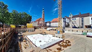 Blick auf die imposante Großbaustelle zwischen Stadtgraben und Rosengasse. Blick auf die imposante Großbaustelle zwischen Stadtgraben und Rosengasse.
