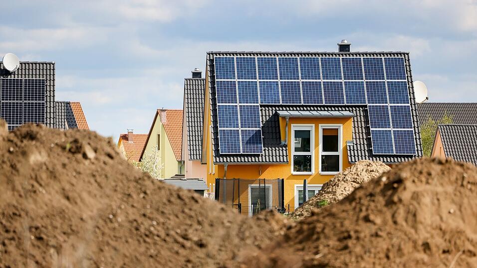 Die Niedrigzinspolitik der Zentralbank nach der Finanzkrise hatte das Gesch&auml;ft der Bausparkassen jahrelang unter Druck gesetzt. (Symbolbild)