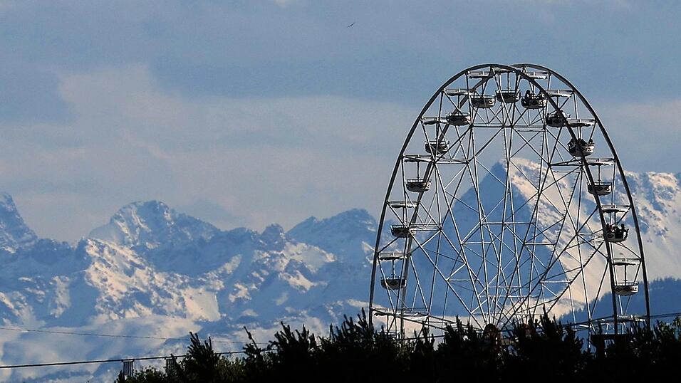 Freizeitpark mit Alpenblick - der Skyline Park. (Archivbild)