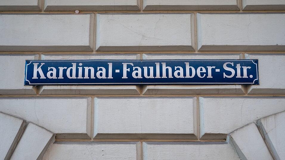 Ob die Kardinal-Faulhaber-Stra&szlig;e in M&uuml;nchen umbenannt werden soll, wird debattiert. (Archivbild)