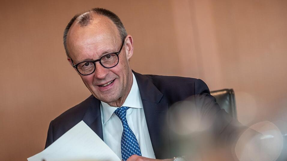 &bdquo;Priorit&auml;t hat die Wiederherstellung der preislichen Wettbewerbsf&auml;higkeit unserer Volkswirtschaft&ldquo;, sagt Bundeskanzler Friedrich Merz. Aber auch in der Au&szlig;enpolitik gibt es gro&szlig;e Baustellen.