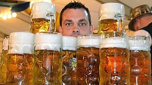 Auch am Mainburger Gallimarkt sinkt der Bierausschank. Auch am Mainburger Gallimarkt sinkt der Bierausschank.