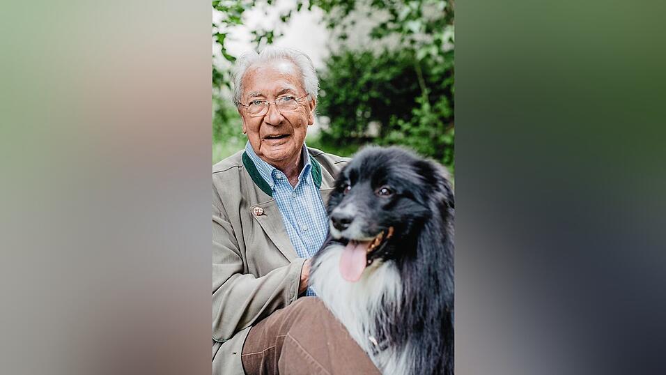 Dietrich Freiherr von Gumppenberg war meistens in Begleitung seines treuen Hundes Anton.