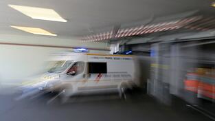 Ein f&uuml;hrerloser Lieferwagen ist in Marseille in eine Schulgruppe gerollt. (Archivbild)