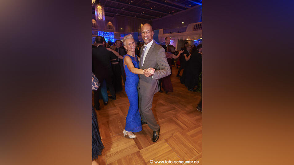 Feiern k&ouml;nnen sie, die Wirtschaftsjunioren - hier ist der Beweis!