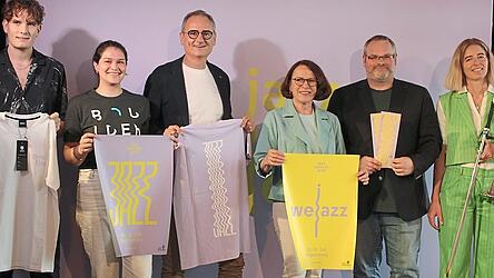 Tobias Meinhard, Laura Straßer, Wolfgang Dersch, OB Gertrud Maltz-Schwarzfischer, Christian Sommerer und Marion Dimbath stellten das Programm vor.