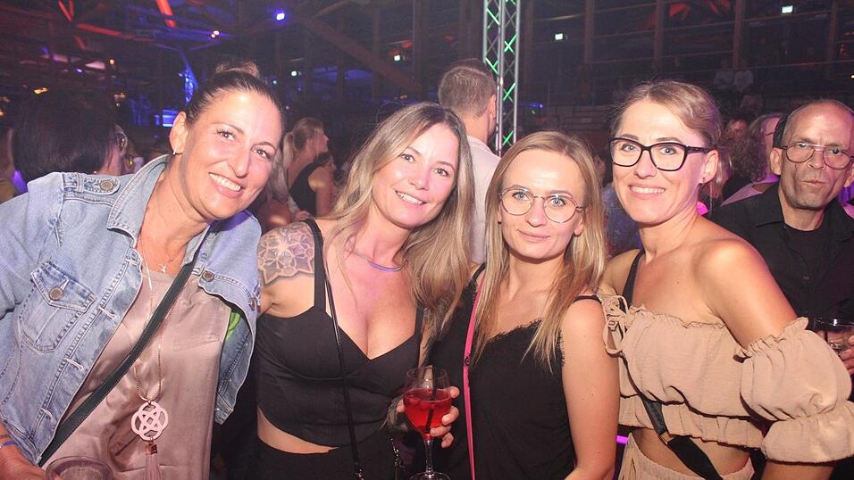 Auf der Eskara &Uuml;30-Party in Essenbach war wieder viel los.