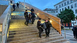 Eine kleine Gruppe von Aktivisten sorgte für einen größeren Polizeieinsatz. Eine kleine Gruppe von Aktivisten sorgte für einen größeren Polizeieinsatz.