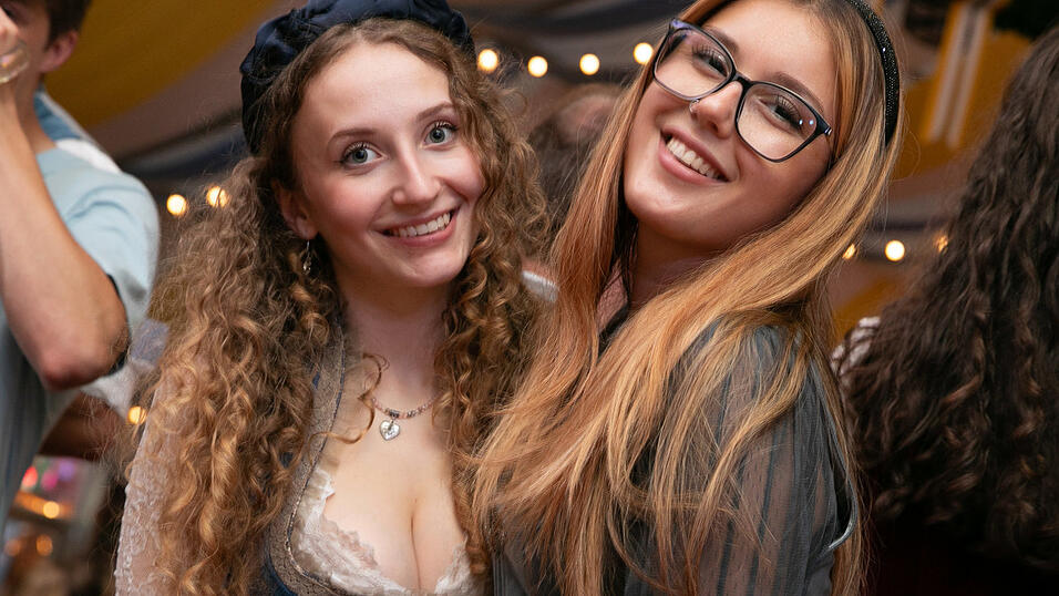Die Partybilder vom Mittwoch, 13. August, aus dem Festzelt Reisinger. Die Partybilder vom Mittwoch, 13. August, aus dem Festzelt Reisinger.