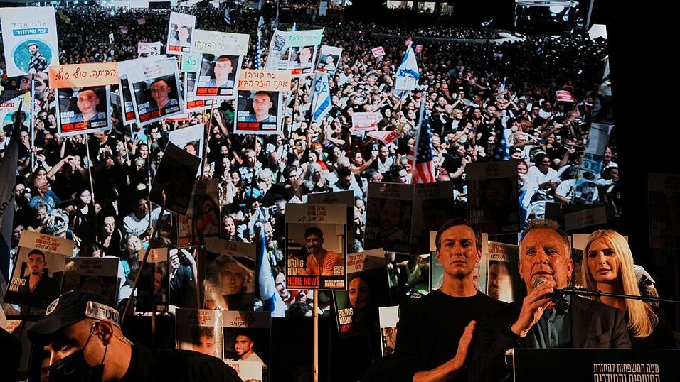 Laut den Organisatoren strömten rund 400.000 Menschen auf den «Platz der Geiseln».