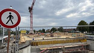 Die Flutbr&uuml;cke ist aktuell eines der gr&ouml;&szlig;eren Projekte in der Kreisstadt Cham.