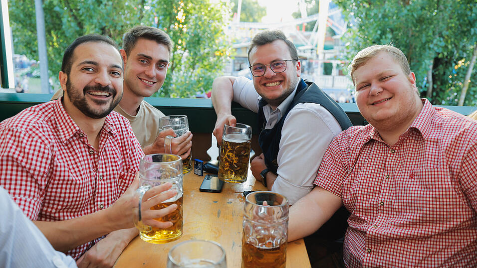 Die Partybilder vom Samstag, 10. August 2024, aus dem Festzelt Nothaft. Die Partybilder vom Samstag, 10. August 2024, aus dem Festzelt Nothaft.