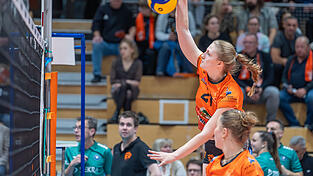 Die NawaRo-Volleyballerinnen um Annika Rust wollen mit einem Heim-Dreier den Abstand zu Oythe halten.