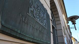 Ein &auml;hnliches Schild wie hier in Ansbach soll bald auch in Plattling h&auml;ngen.