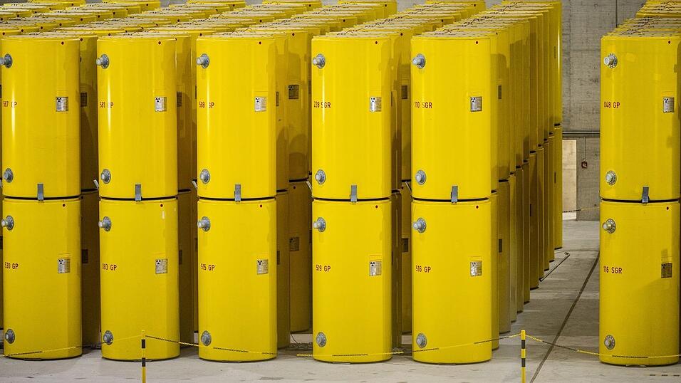 Im Zwischenlager Ahaus sollen die Abf&auml;lle landen. (Archivbild)