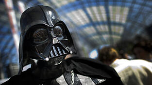 Der Hype um die Macht spitzt sich zu. 'Star Wars'-Fans haben längst ihre Eintrittskarten sicher.