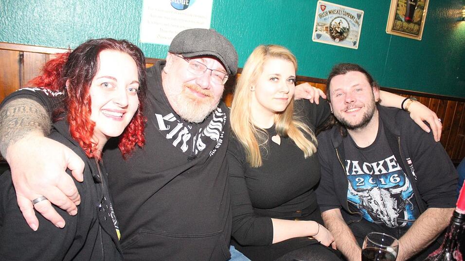 Der Samstagabend im Irish Pub.