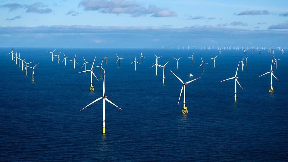 Bundeswirtschaftsministerin Katherina Reiche reagiert auf einen Brandbrief von L&auml;ndern zum stockenden Ausbau der Windkraft auf See.